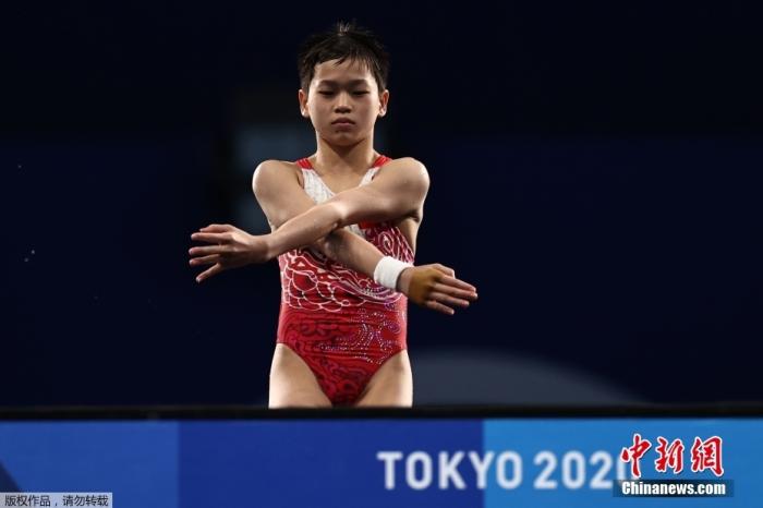 上海全国跳水冠军赛全红婵银牌落泪：承诺下一