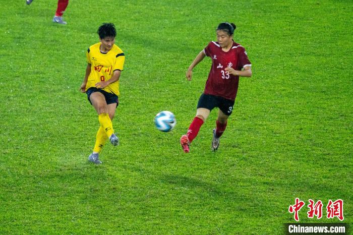 十五运会U18女足小组赛收官 广东队凭净胜球优势