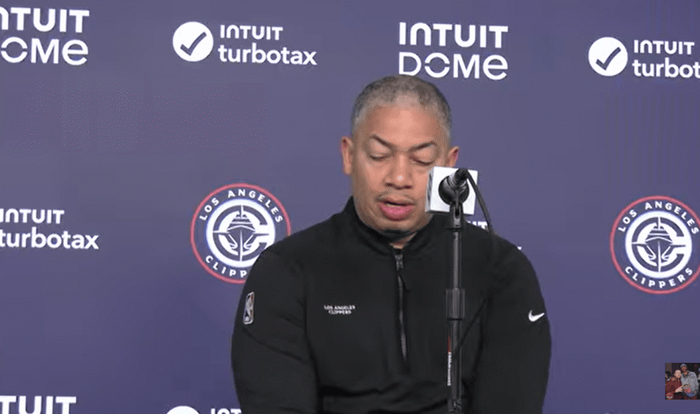 快船大胜雄鹿，泰伦-卢谈战术调整与季后赛目标