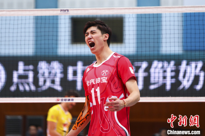 江川留洋日本V1联赛 助力中国男排冲击巴黎奥运