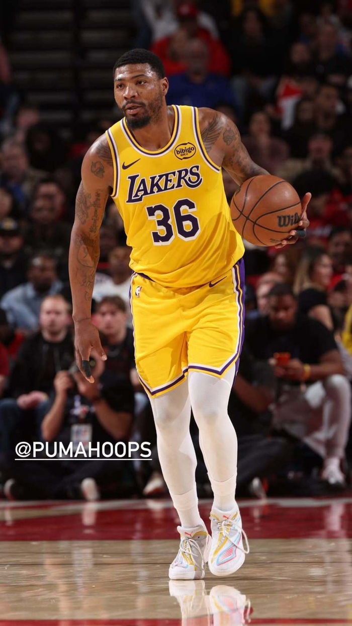 湖人后卫斯马特数据亮眼 稳居西部前三彰显团队