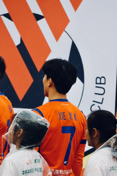 谢文能社媒发声：从零起步继续战斗