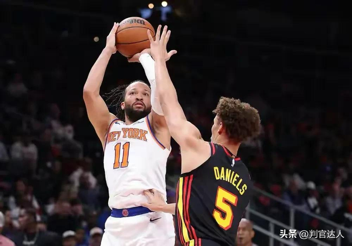 老鹰主场不敌尼克斯终结13连胜 骑士锁定东部前